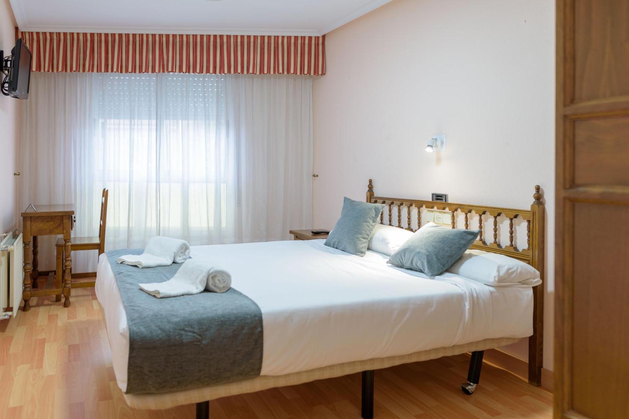 Hotel Alda Xinzo Xinzo de Limia Exteriör bild